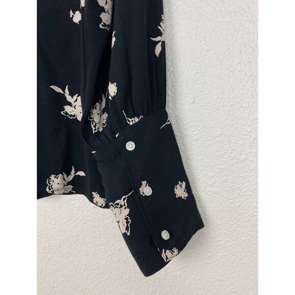 Something Navy Blouse XS Black Floral Chiffon Button Front - Picture 6 of 9